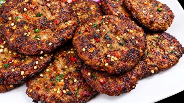 Mouthwatering Afghan Chapli Kabab Recipe چپلی کباب بی نظیر